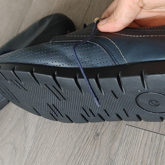 Light shoes - Picture 3 of 4